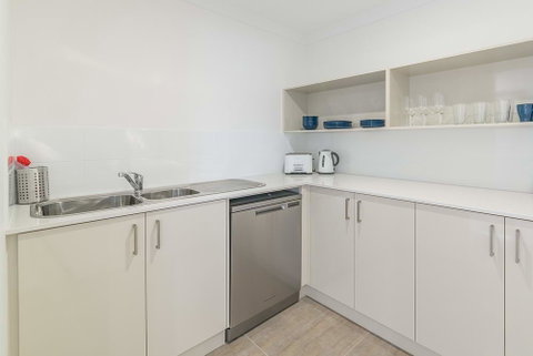 Karrinyup Waters Luxury House Rental - Accommodation Perth 14