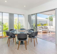 Karrinyup Waters Luxury House Rental - Accommodation Perth