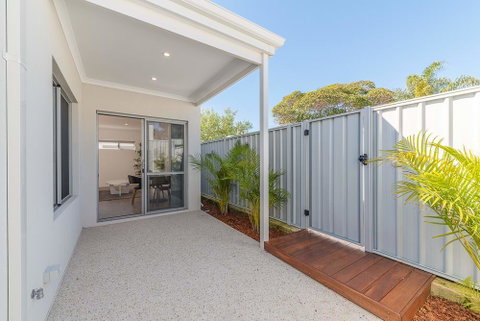 Karrinyup Waters Luxury House Rental - Accommodation Perth 12