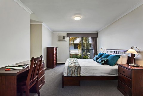 Arlington Apartments - Accommodation Perth 2