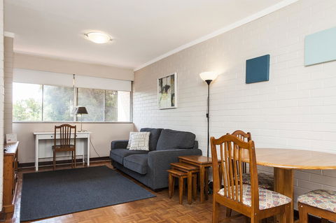 Rosalie 35 - Perth Resorts 6