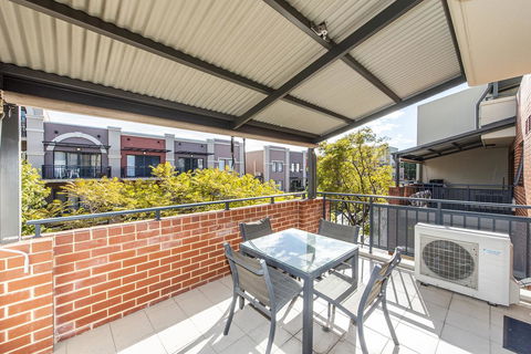 Subiaco Emporium Apartment - Perth Resorts 1