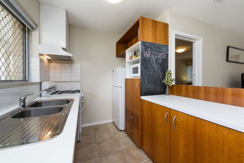 Townshend Rd - Accommodation Perth 42