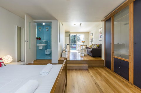 Cottesloe Tree Top Studio - Executive Escapes - Accommodation Perth 3