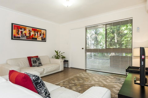 Forrest St - Perth Resorts 3