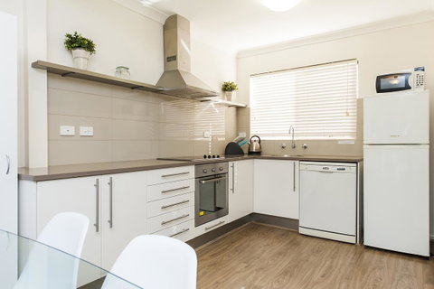 Forrest St - Perth Resorts 6