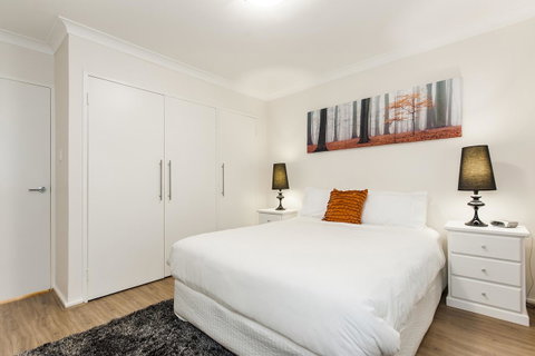 Forrest St - Perth Resorts 13