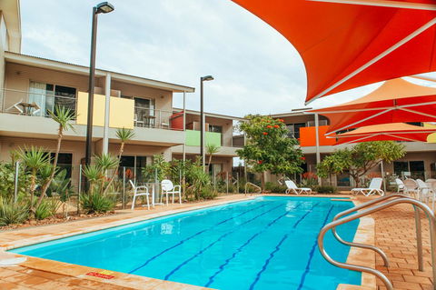 Onslow Beach Resort - Perth Resorts 1