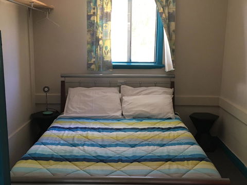 Esperance YHA - Accommodation Perth 13