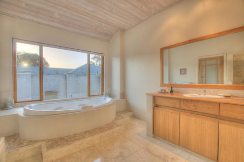 Moana Spa Villas - Prime Yallingup Location - Accommodation Perth 17