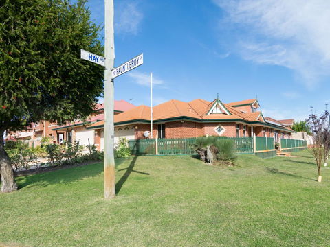 Ascot On Swan Bed & Breakfast - Perth Resorts 10