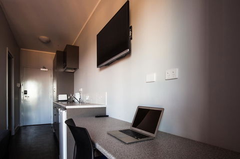 Beadon Bay Hotel - Accommodation Perth 8