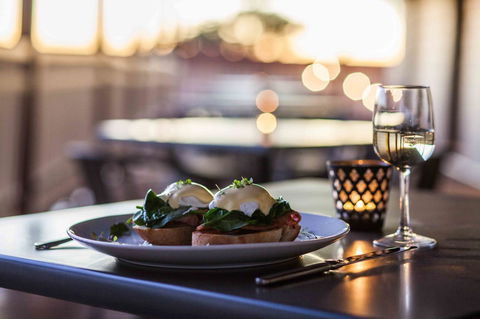 Beadon Bay Hotel - Accommodation Perth 3