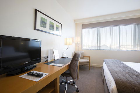Gateway Hotel By Nightcap Plus - Accommodation Perth 2