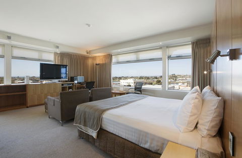 Gateway Hotel By Nightcap Plus - Accommodation Perth 3
