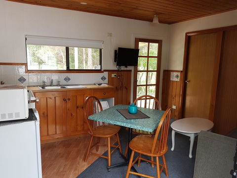 Strahan Retreat Holiday Park - Perth Resorts 14