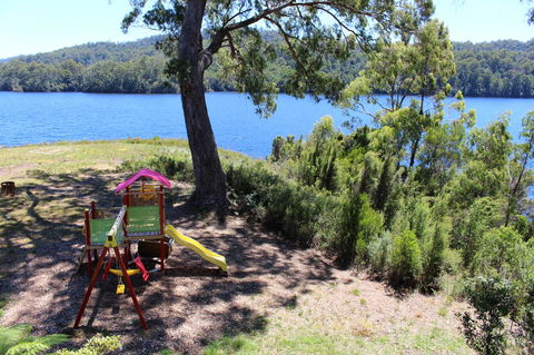Tullah Lakeside Lodge - Accommodation Perth 30