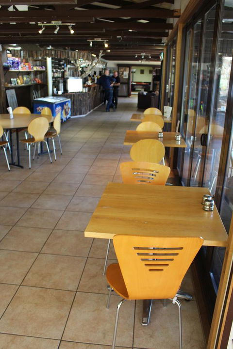 Tullah Lakeside Lodge - Accommodation Perth 36