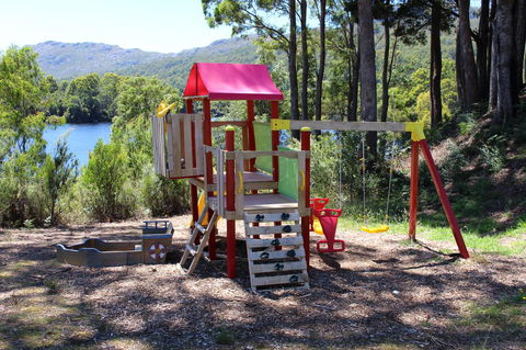 Tullah Lakeside Lodge - Accommodation Perth 14