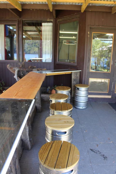 Tullah Lakeside Lodge - Accommodation Perth 24