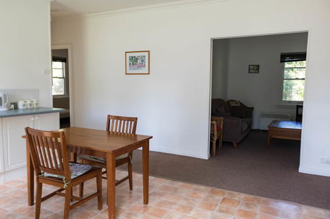 Giants Table And Cottages - Accommodation Perth 20