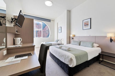 The Cornwall Boutique Hotel - Accommodation Perth 2