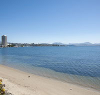 Sandy Bay Waterfront Home - Accommodation Perth