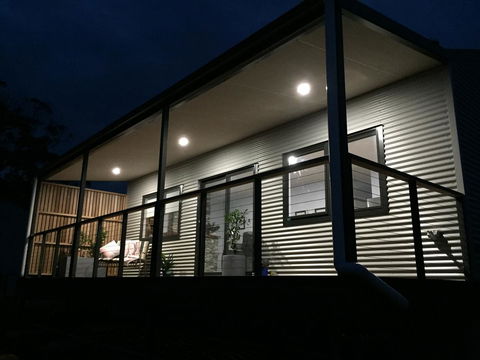 Manna Hill Farm - Perth Resorts 24