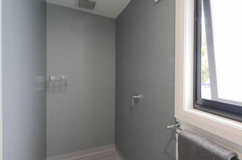 Georges Bay Apartments - Accommodation Perth 19
