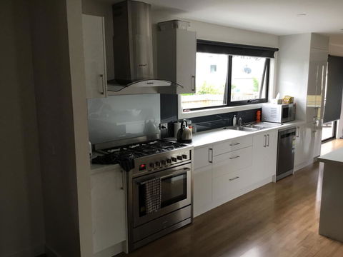 Georges Bay Apartments - Accommodation Perth 13
