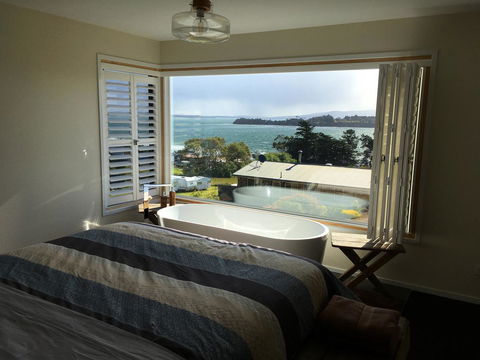Couples Getaway On Bruny Island - Perth Resorts 29