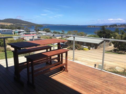 Couples Getaway On Bruny Island - Perth Resorts 7
