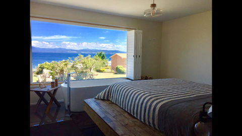 Couples Getaway On Bruny Island - Perth Resorts 25