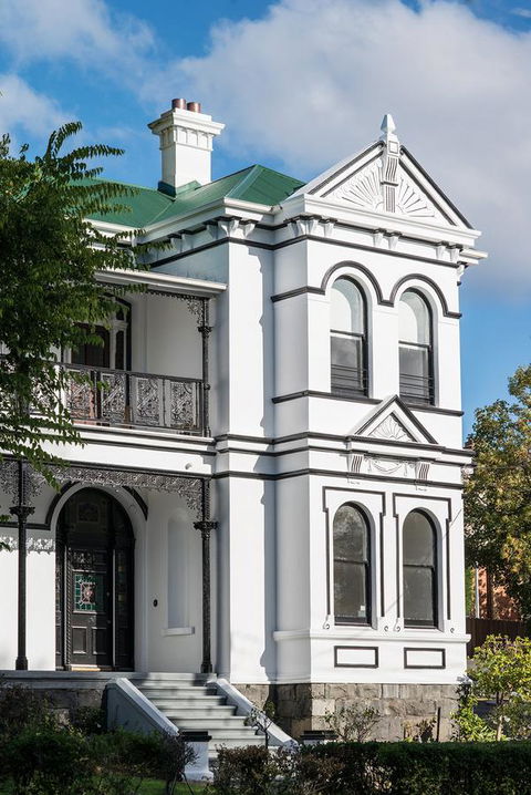 The Florance - Accommodation Perth 2
