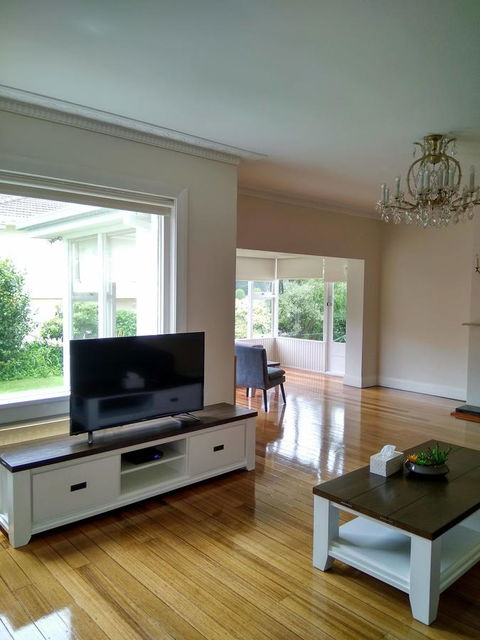 Riverbank Villa - Accommodation Perth 19