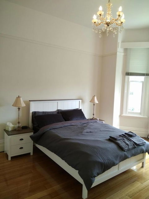 Riverbank Villa - Accommodation Perth 12