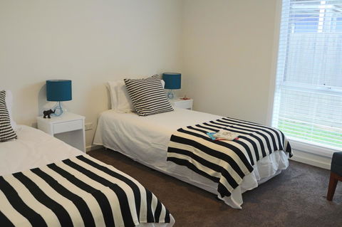 Sisters Beach Paradise - Accommodation Perth 8