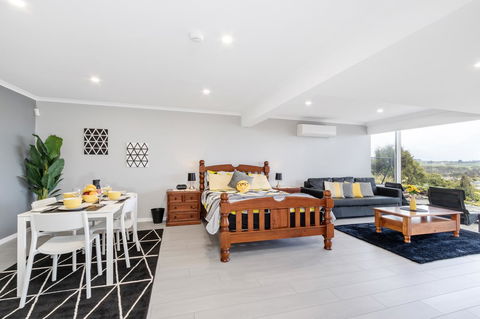 Views Forever - Devonport - Accommodation Perth 3