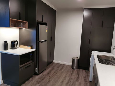 Youngtown Executive Apartments - 2BR Included, Free Parking & Wifi, Sofa Bed & Cot Fee Applies - Accommodation Perth 33
