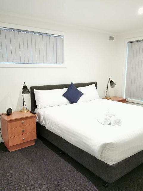 Youngtown Executive Apartments - 2BR Included, Free Parking & Wifi, Sofa Bed & Cot Fee Applies - Accommodation Perth 10