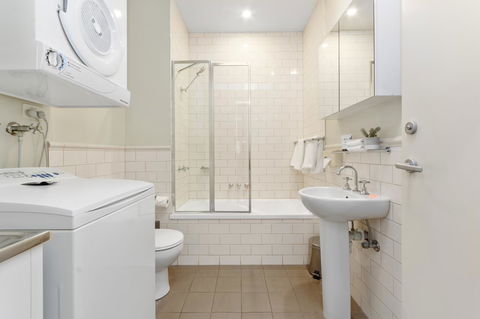 Launceston Central Apartment Hotel Official - Accommodation Perth 13