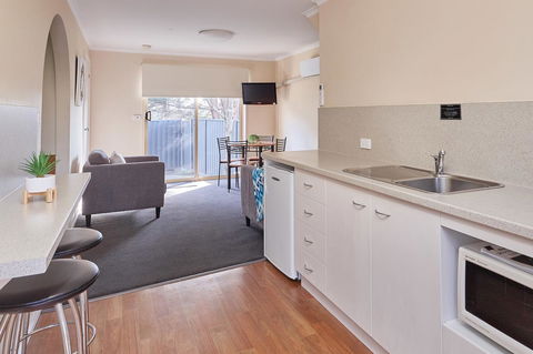 Elphin Serviced Apartments - Accommodation Perth 8