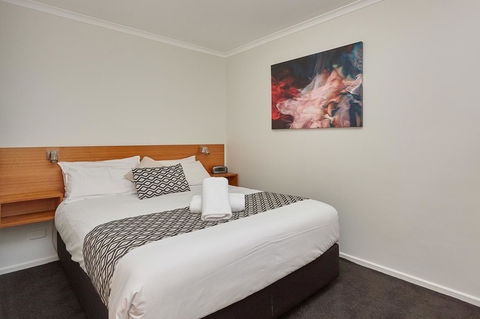 Elphin Serviced Apartments - Accommodation Perth 2