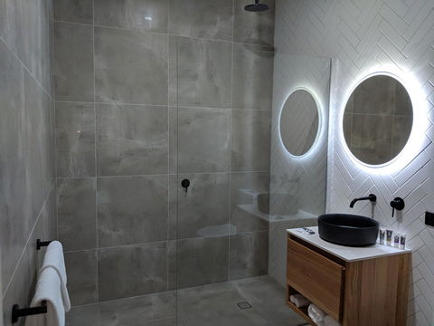 Mercure Launceston - Perth Resorts 9
