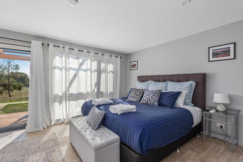 Harrison Grove - Accommodation Perth 3