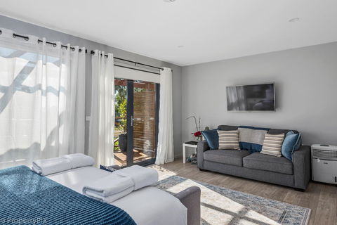Harrison Grove - Accommodation Perth 8