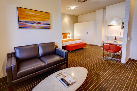 Mantra Charles Hotel - Accommodation Perth 22