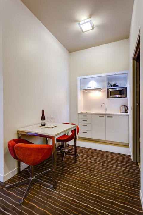 Mantra Charles Hotel - Accommodation Perth 30