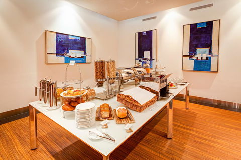 Mantra Charles Hotel - Accommodation Perth 7