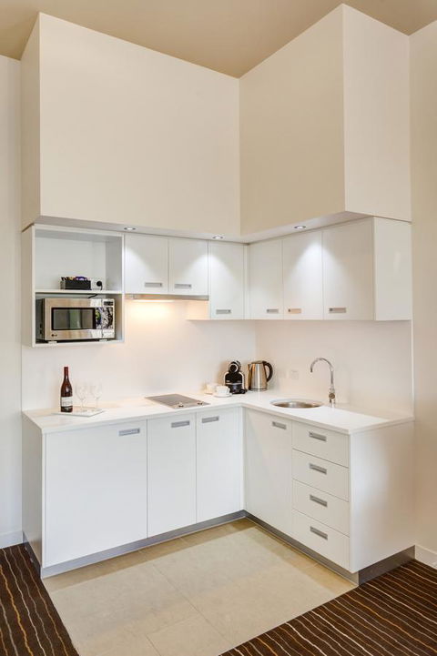Mantra Charles Hotel - Accommodation Perth 3